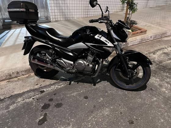 SUZUKI INAZUMA 